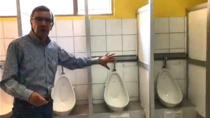  Pro alumnos trans: Las Condes eliminó urinarios en colegios  