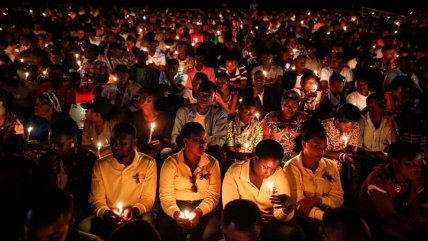  Miles de ruandeses conmemoraron los 25 años del genocidio étnico  