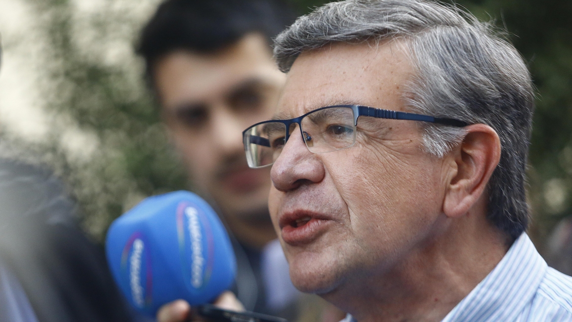 CEP: Joaquín Lavín es el político mejor evaluado CEP: Joaquín Lavín es el político mejor evaluado