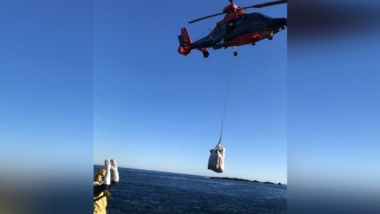  Las imágenes que dejó el relevo del Patrullero Micalvi en Isla Guafo  