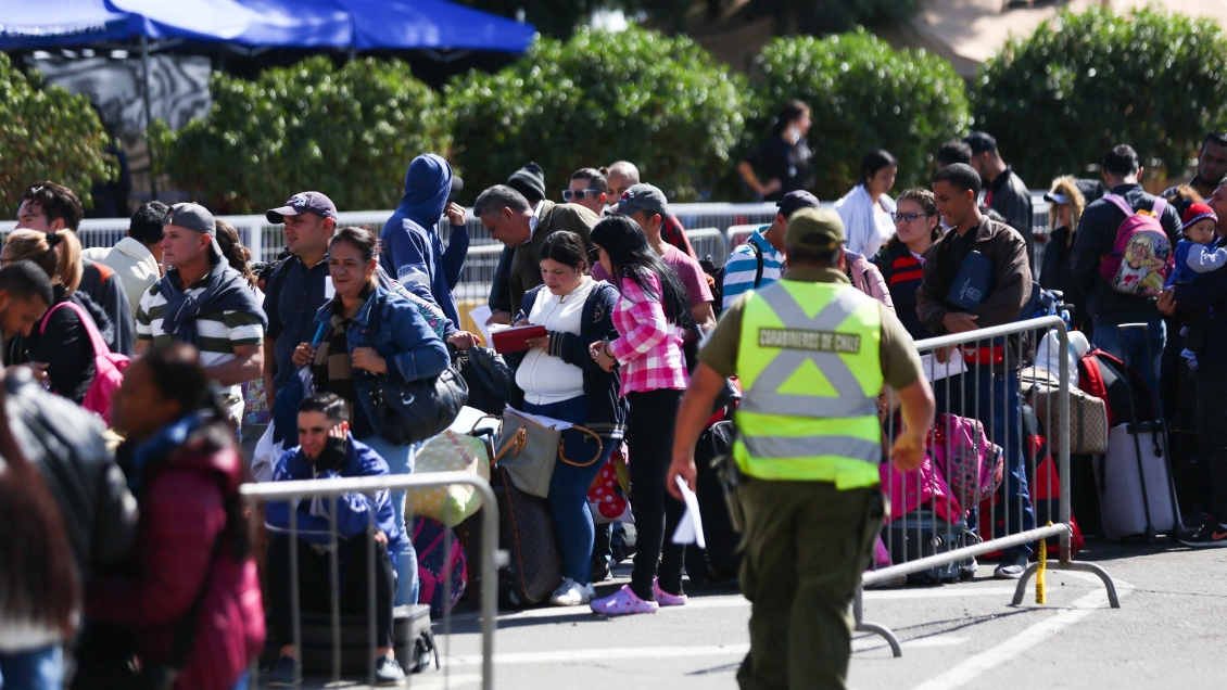 Cónsul en Tacna: Unos mil venezolanos hicieron trámites para migrar a Chile