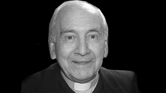 Compañía de Jesús confirmó abusos sexuales de Renato Poblete entre 1960 y 2008