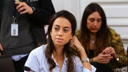   Chequeo: Paulina Núñez aclaró que foto con un parche en el ojo es antigua 