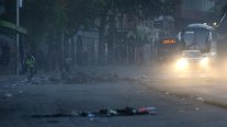 El despertar del centro de Santiago tras la violenta jornada de incidentes del martes El despertar del centro de Santiago tras la violenta jornada de incidentes del martes