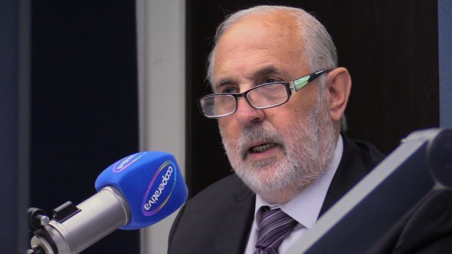 Abbott refuta críticas del Gobierno: Trata de llevar a sede penal un conflicto social y político