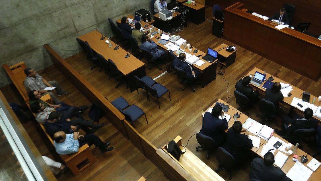 Tribunal retomó audiencia de formalización de 12 funcionarios de FFEE por torturas Tribunal retomó audiencia de formalización de 12 funcionarios de FFEE por torturas