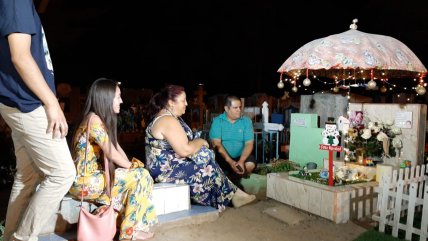  Así se vivió el Año Nuevo en el Cementerio de Talca  