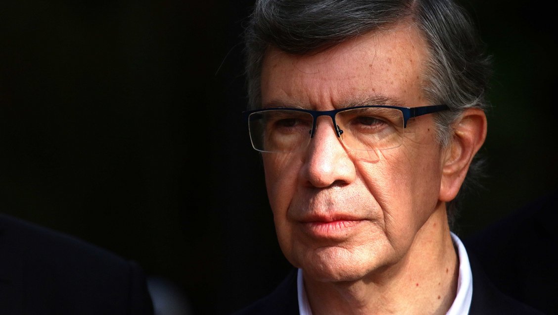 Lavín aconsejó al Gobierno: El Presidente tiene que estar en un segundo plano