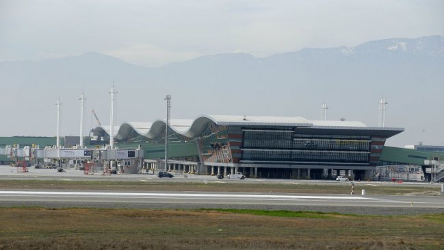 Delincuentes robaron 15 millones de dólares a camión de valores en el aeropuerto