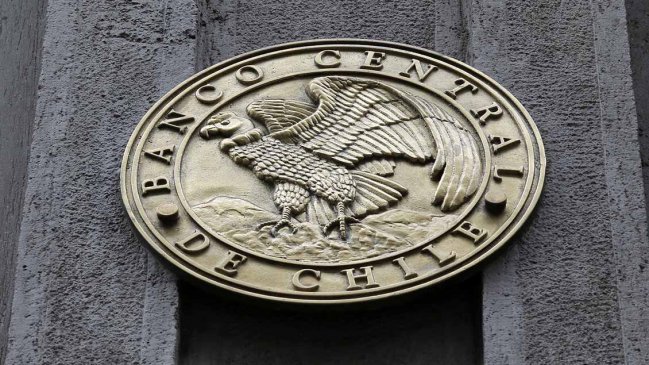 Banco Central aplica drástica reducción de la tasa de interés