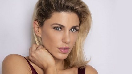 Wilma González se aventuró al cosplay con sexy homenaje al cabaret