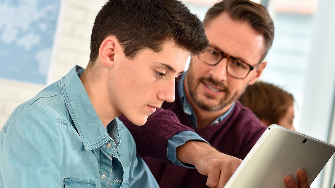 Beca en Docencia Online: IACC capacitó a mil profesores para enfrentar la educación a distancia Beca en Docencia Online: IACC capacitó a mil profesores para enfrentar la educación a distancia