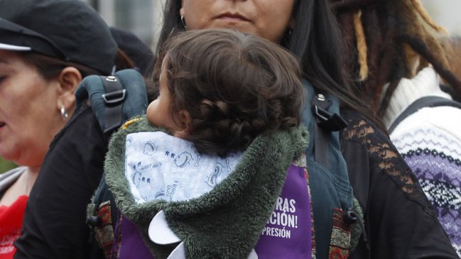 Postnatal de emergencia: Presidenta del Senado pide patrocinio del Gobierno