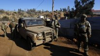Armada y Carabineros llegaron a desalojo de toma en Quilipué Armada y Carabineros llegaron a desalojo de toma en Quilipué