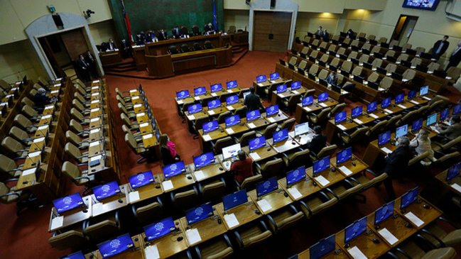 Celis: Diputado Moreira se desmayó 