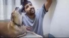 ¡Que buen dúo!: Perro canta junto a su dueño en distintas escalas musicales ¡Que buen dúo!: Perro canta junto a su dueño en distintas escalas musicales