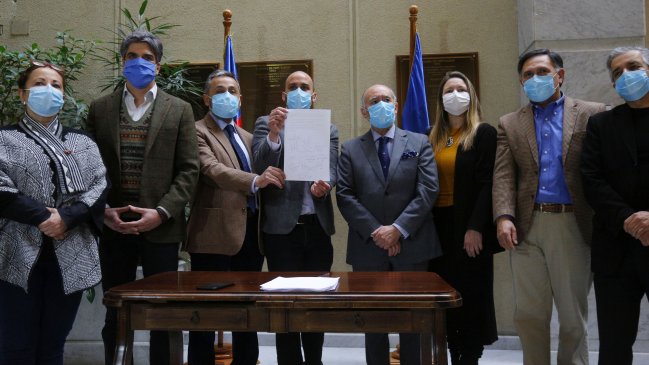 Diputados presentaron acusación constitucional contra jueza que liberó a Hugo Bustamante