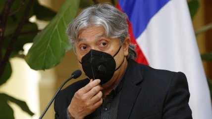   Senador Alejandro Navarro es hospitalizado e intervenido de urgencia 