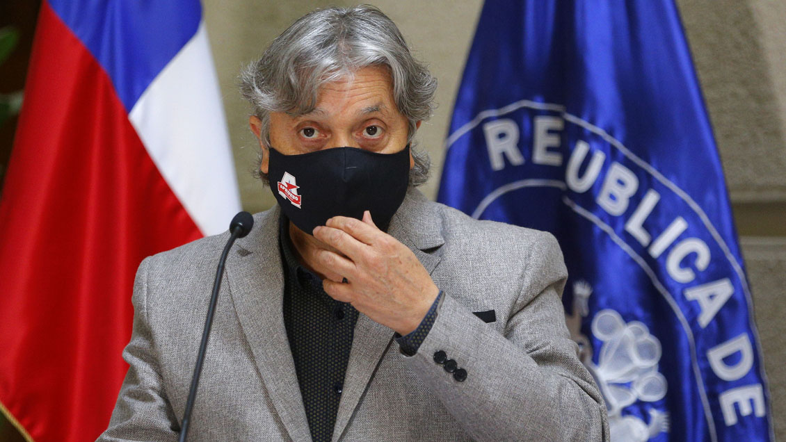 Senador Navarro permanece internado y con pronóstico reservado