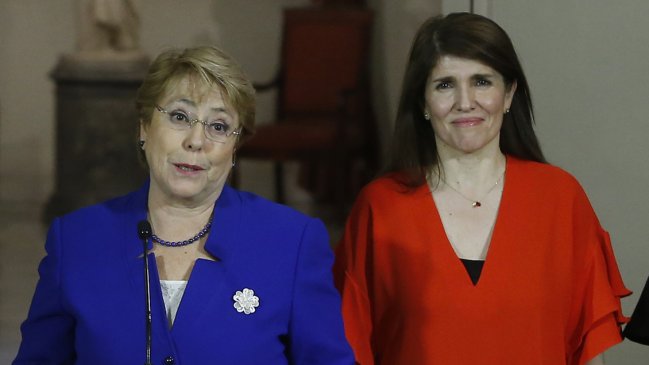 Bachelet respalda opción de Paula Narváez como presidenciable del PS
