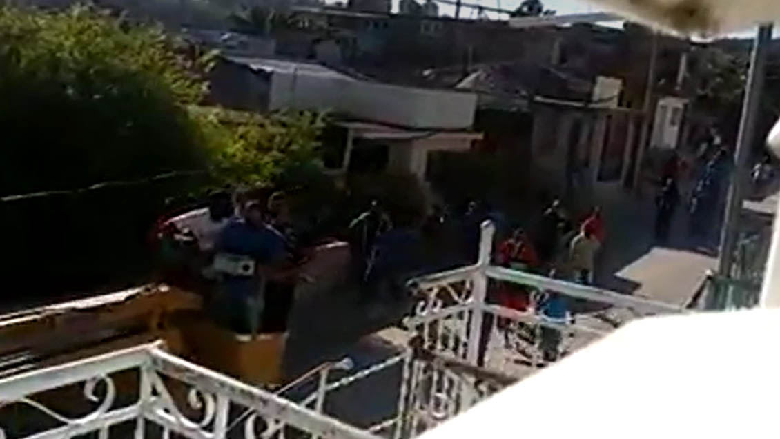 Opositor cubano denunció acoso frente a su casa tras ser liberado