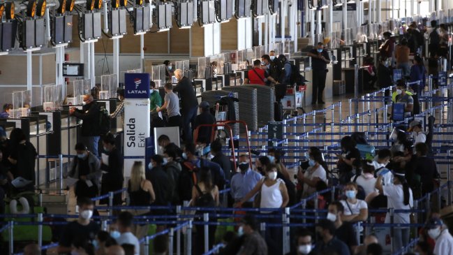 Gobierno cerrará las fronteras del país durante abril