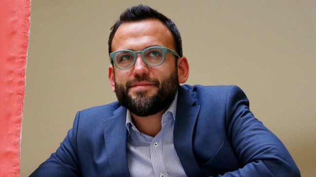 Partido Liberal y Nuevo Trato buscan proclamar a Pablo Vidal como candidato presidencial