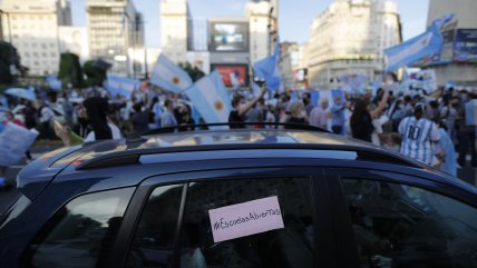   Argentinos protestaron en Buenos Aires contra nuevas restricciones por el Covid 