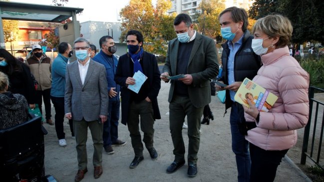 Lavín y Matthei reconocen 