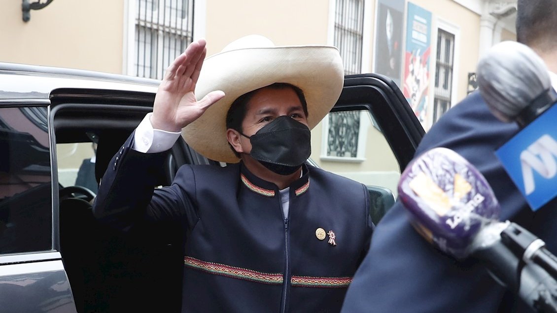 Pedro Castillo asumió la presidencia del Perú: Un Gobierno del pueblo llega a gobernar para el pueblo