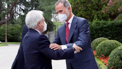 Felipe VI recibe al Presidente Piñera al comienzo de su visita oficial a España    Felipe VI recibe al Presidente Piñera al comienzo de su visita oficial a España