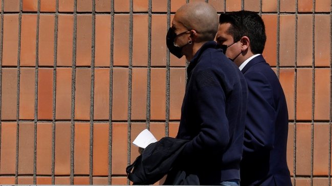 Constituyente Rojas Vade declaró ante la PDI como imputado por perjurio