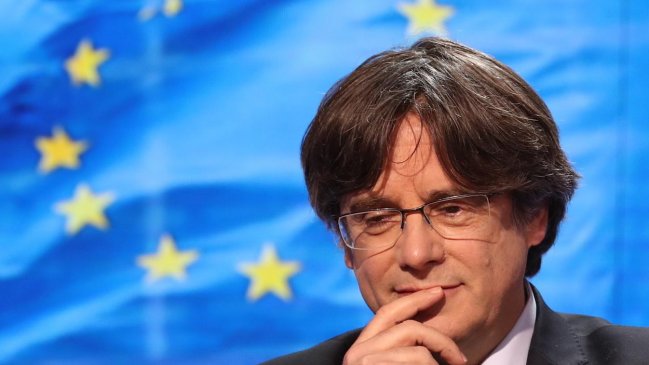 El ex presidente catalán Carles Puigdemont fue detenido en Italia