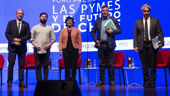 Riesgo de brote infeccioso fuerza pausa en la campaña presidencial a 18 días de la elección