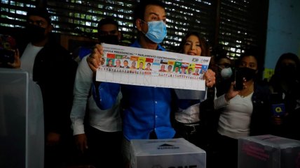   Honduras elige a su próximo presidente entre 12 candidatos 