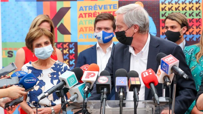 En su primera actividad con Daza, Kast admite necesidad de restricciones sanitarias