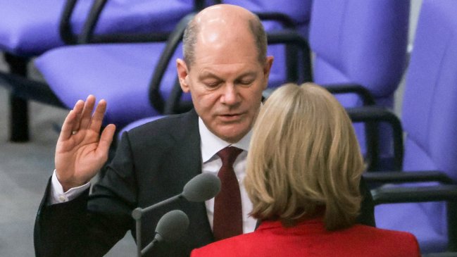 Adiós a la era Merkel: El socialdemócrata Olaf Scholz ascendió al poder