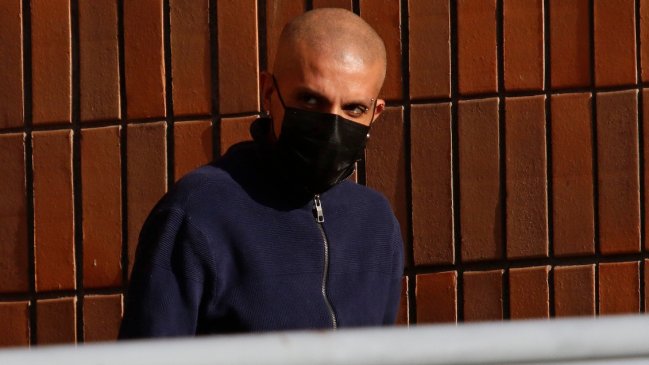 Rodrigo Rojas Vade donó su sueldo de constituyente, asegura su abogado