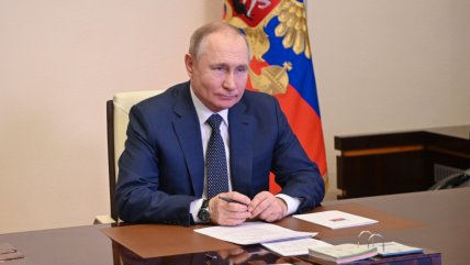  Putin advirtió a Macron que no renuncia a la guerra  