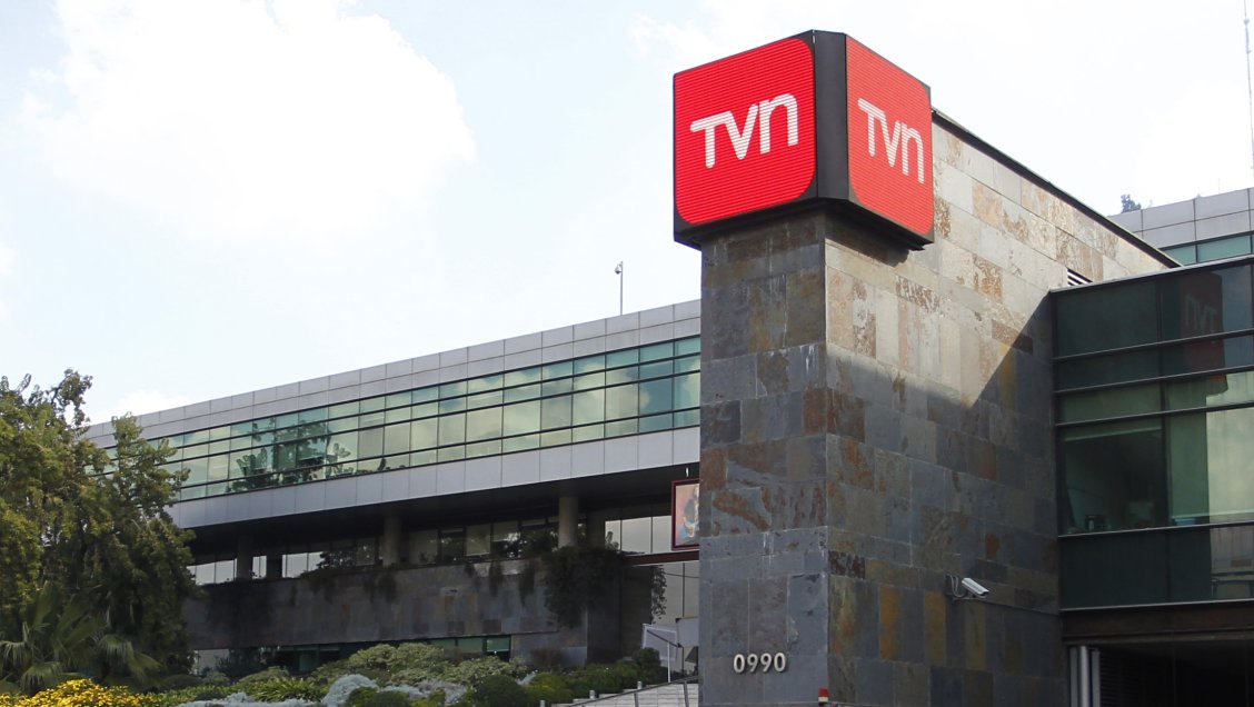 Gobierno nombró a la periodista Andrea Fresard como nueva presidenta del directorio de TVN