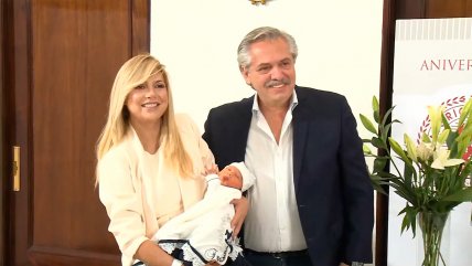   Alberto Fernández y Fabiola Yáñez presentaron a su hijo Francisco 