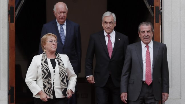 Entrega del texto: Pleno de la Convención aprobó lista de invitados que excluye a ex Presidentes