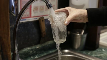   Fiestas Patrias: Proyectan que consumo de agua subirá hasta un 50% en la Región de Valparaíso y llaman a cuidar su uso 
