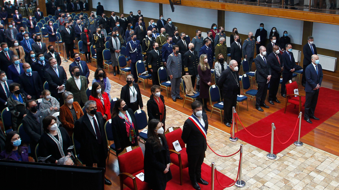 Evangélicos llamaron a la unión del mundo político en Te Deum al que asistió Boric