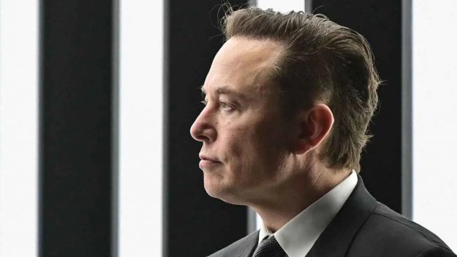 Elon Musk confirmó la compra de Twitter 