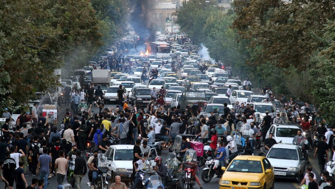 Irán endurece la represión en las universidades, epicentro de las protestas