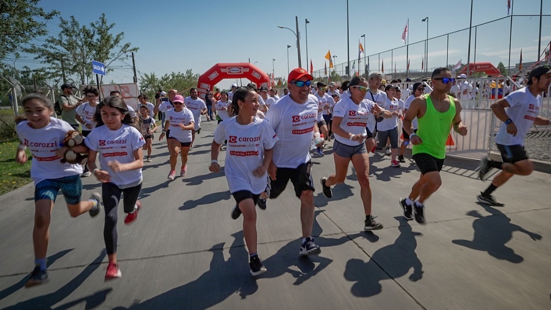 Miles de personas participaron en la cuarta corrida familiar de Carozzi Miles de personas participaron en la cuarta corrida familiar de Carozzi