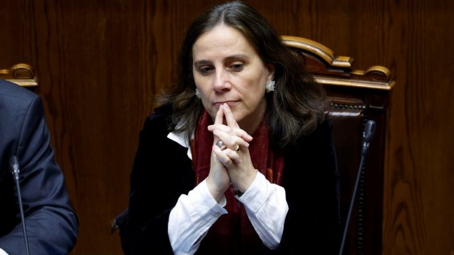 Canciller Urrejola llegó a Bruselas para anunciar nuevo acuerdo con la UE