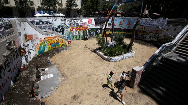 RN y Matthei rechazan instauración de un memorial del estallido en la entrada del Metro Baquedano