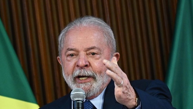 Lula admite posibilidad de disputar la reelección a sus 81 años